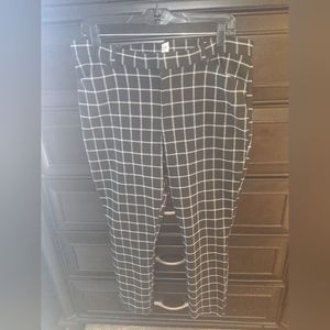 Gap Black and White Plaid Skinny Ankle Trousers - Size 16
